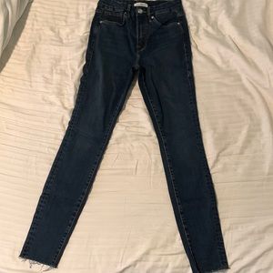 Good American Good Legs Raw Hem